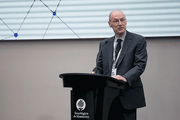 Peter Lennie, Executive Director of WUN, during the opening of the WUN Annual General Meeting (Photo: Udell Jiménez / TecScience)