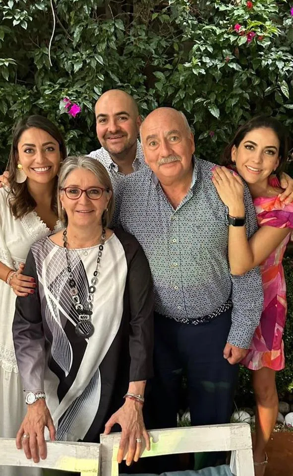 Family of 5 members 