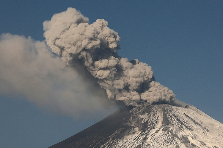 Popocatépetl volcano