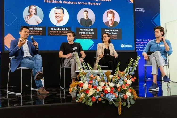 From left to right: Alejandro Balbin, Daniel Romano, Tatiana Yglesias, and Mikel Prieto, who participated in the panel "From research to impact: Building inclusive healthtech ventures across borders." (Photo: Alejandro Salazar / TecScience)
