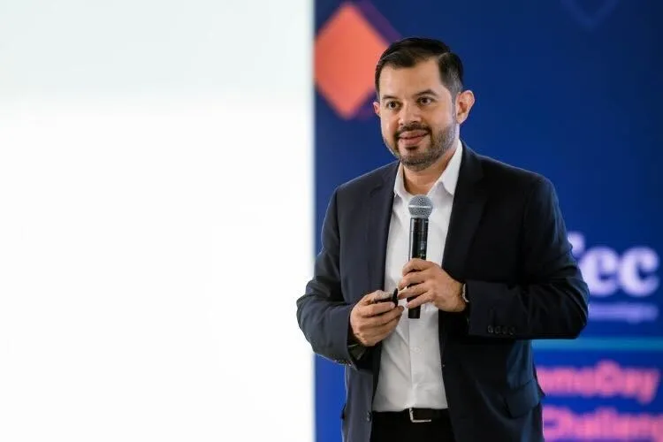 Salvador Orozco, impact investor at Fondo de Fondos.