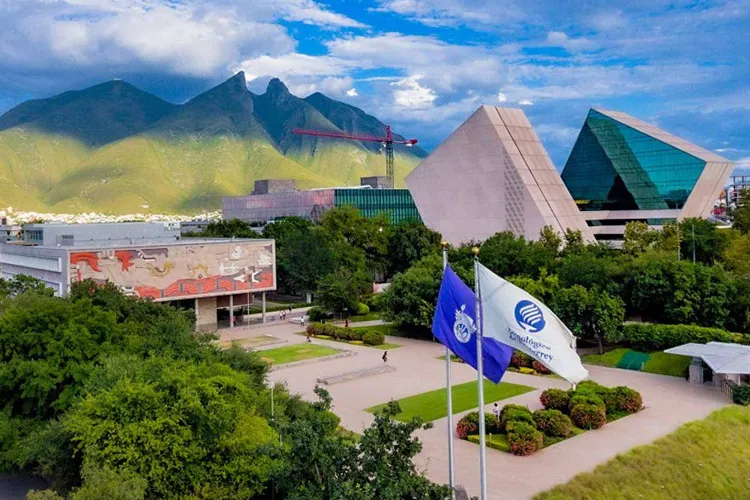 imagen del tec de monterrey