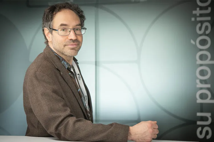 forografía de ryan baker