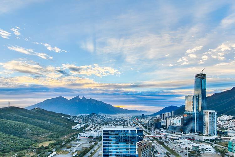 Fotografía panorámica de la ciudad de Monterrey