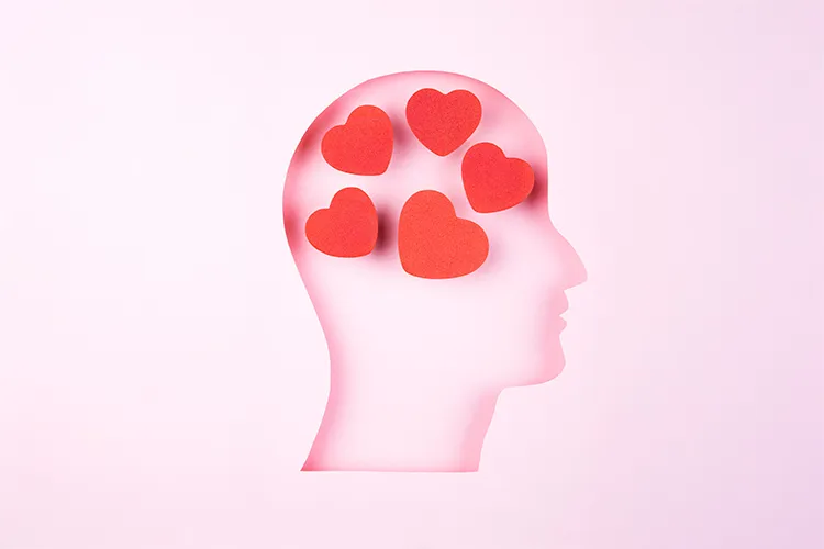 cerebro enamorado ilustración corazones en la mente