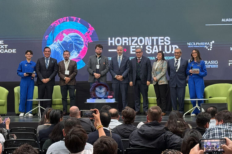 imagen de los panelistas