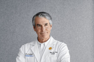 Guillermo Torre rector TecSalud