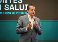 Imagen de Luis Herrera hablando