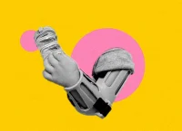 Ilustración del brazo de un bebé con el dispositivo DINA sobre fondo amarillo y rosa.