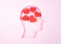 cerebro enamorado ilustración corazones en la mente