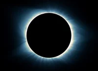 Eclipse solar total