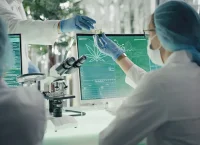 imagen de un laboratorista usado cbd
